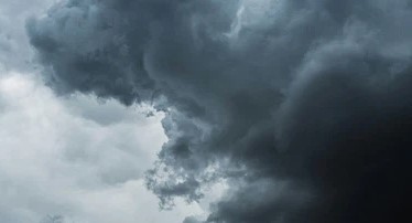 طقس العرب: سحب رعدية تقترب من الأردن وتجدد فرص سقوط الامطار