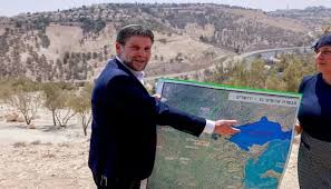 حكومة الاحتلال تقر سرا إنشاء 34 مستوطنة جديدة في الضفة الغربية