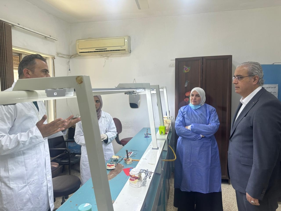 البدور يزور مستشفى الطفيلة و 7 مراكز صحية في الكرك والطفيلة