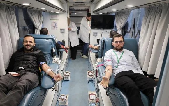 بنك القاهرة عمّان ينظّم حملة للتبرع بالدم لموظفيه دعمًا للجهود الوطنية