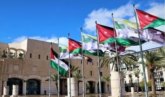 بالأسماء .. أمانة عمان تنذر موظفين