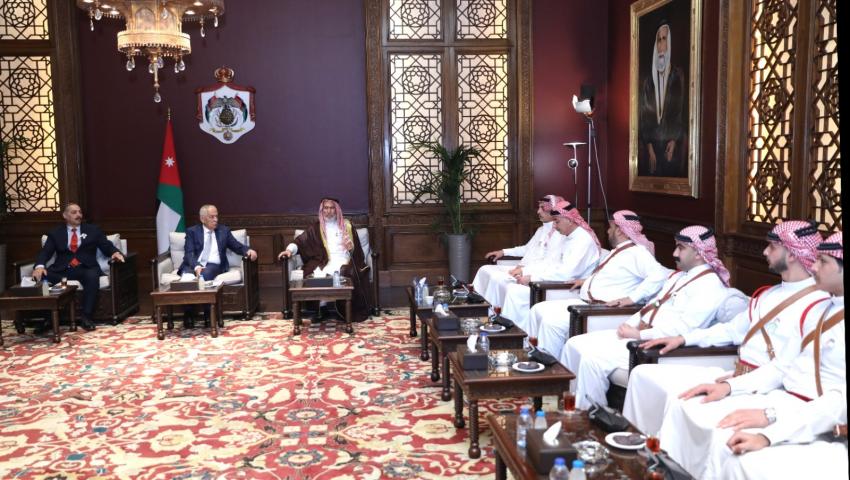 العيسوي يلتقي فعاليات مجتمع مدني وثقافية