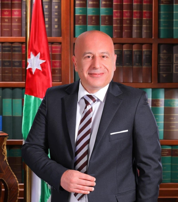 نظام البصمة للأطباء  و دستورية المادة (46) من نظام ادارة الموارد البشرية رقم (33) لسنة 2024