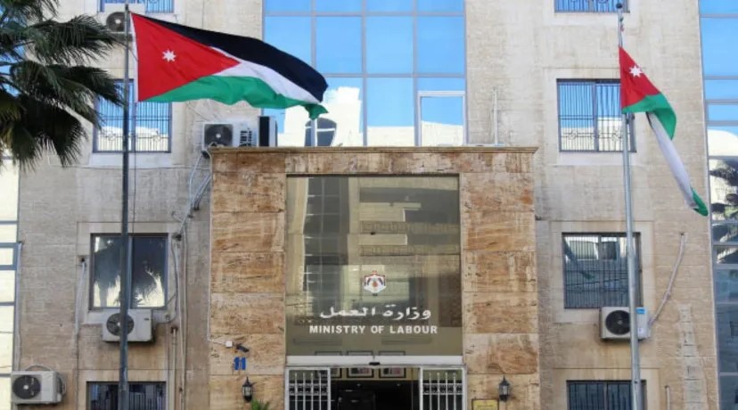 العمل: 145 منشأة في القطاع الخاص استفادت من نظام العمل المرن