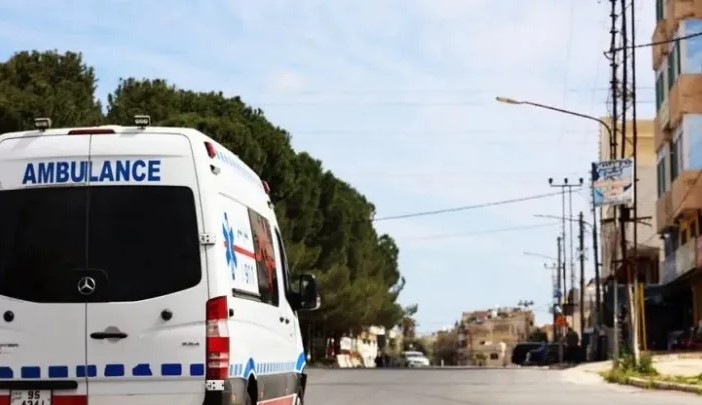 إصابة 4 أشخاص بحادث تدهور مركبة بعد محطة الموجب