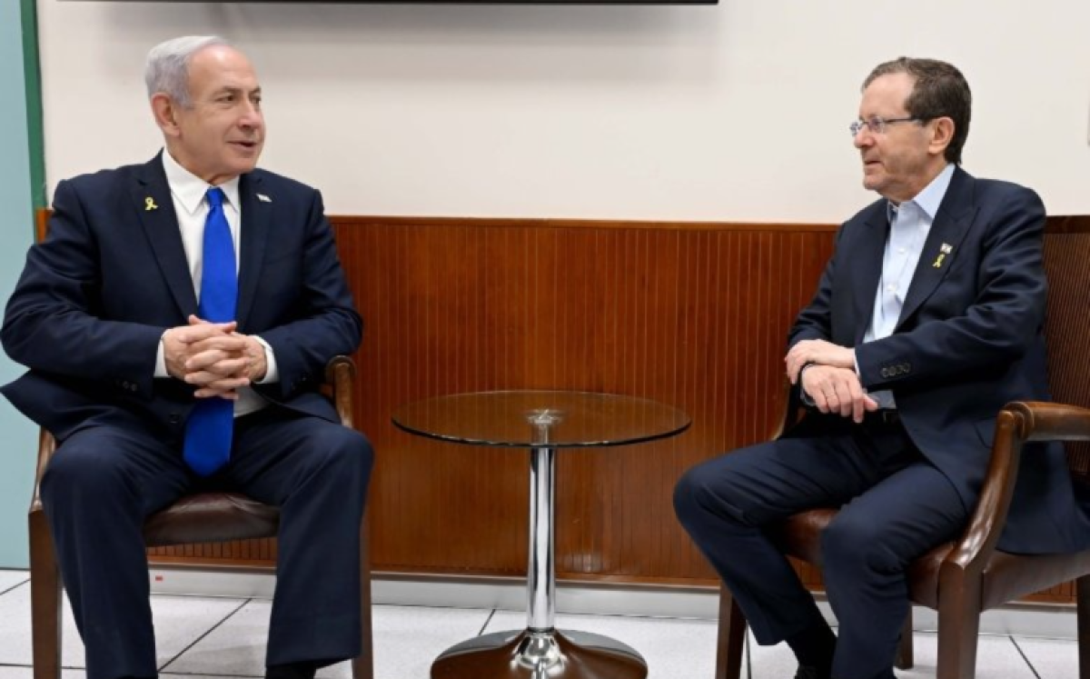 رئيس الكيان الاسرائيلي يرفض منح نتنياهو عفوا من جرائم الفساد