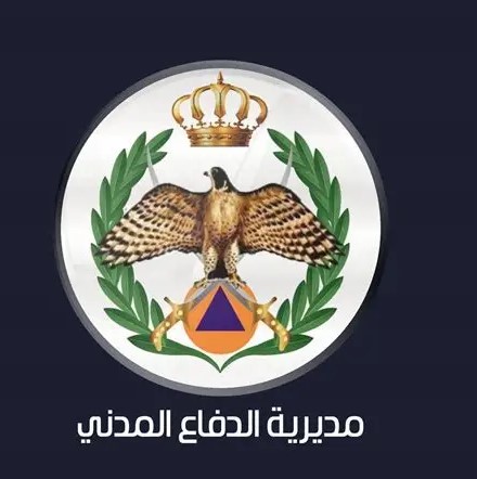 الدفاع المدني يخمد حريقاً شب داخل مصنع إطارات في محافظة المفرق