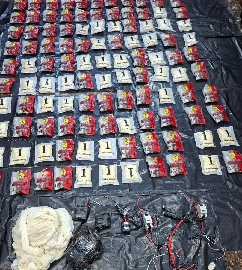 الجيش يحبط محاولة تهريب مخدرات بوسطة بالونات موجهة