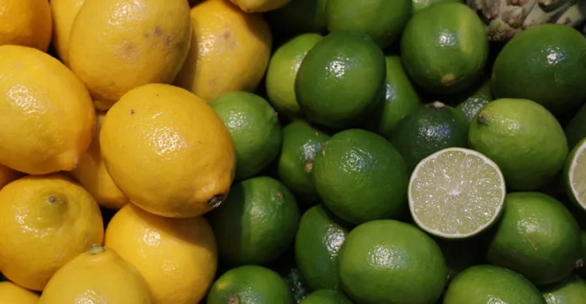 الليمون يسجل أعلى سعر في السوق المركزي بعمان