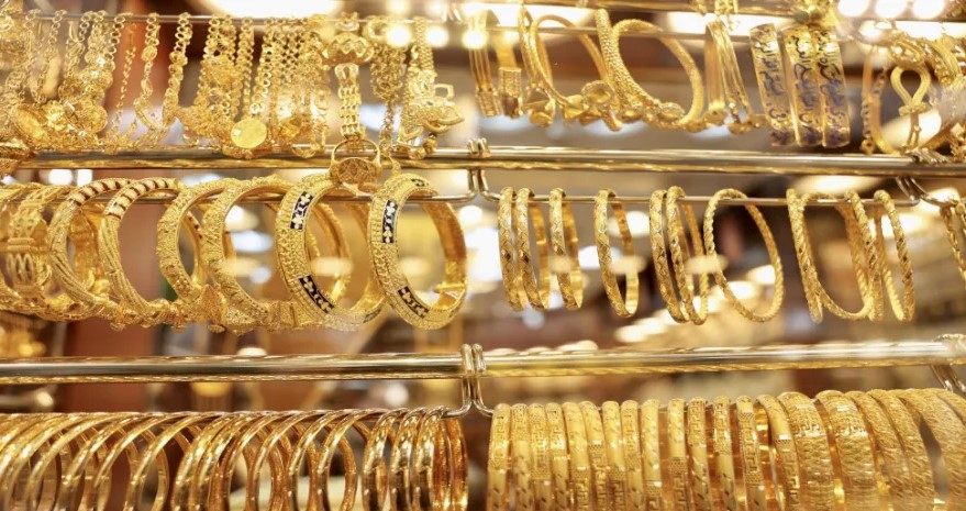 انخفاض أسعار الذهب محلياً 20 قرشاً للغرام