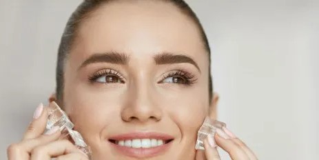 تأثير الثلج على البشرة: ماذا يحدث للوجه بعد 7 أيام من الاستخدام؟