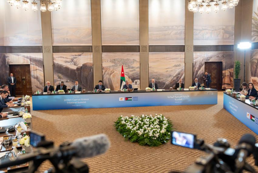 بيان ثلاثي صادر عن القمة الأردنية القبرصية اليونانية