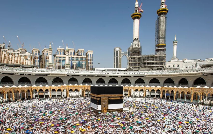 الصحة توجه إرشادات مهمة للحجاج لتفادي ضربات الشمس والإجهاد الحراري
