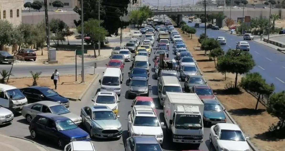 فعالية تضم 2000 طالب تتسبب بأزمة سير خانقة في العاصمة عمان