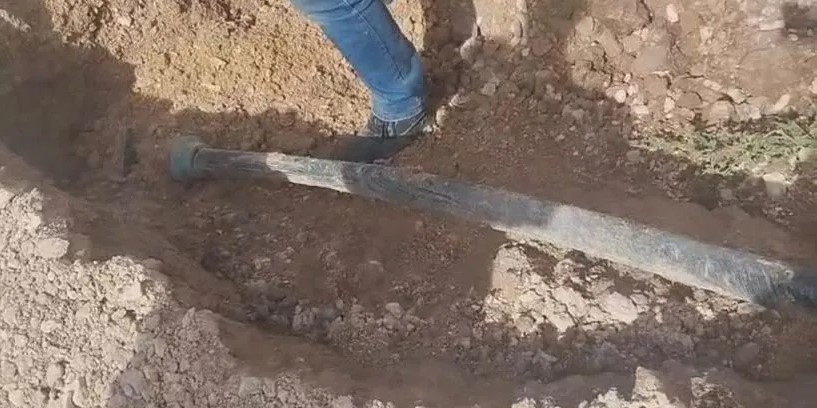 المياه تضبط اعتداءات على خط ناقل في الجيزة وعمارة بصويلح تبيع مياهًا مخالفة