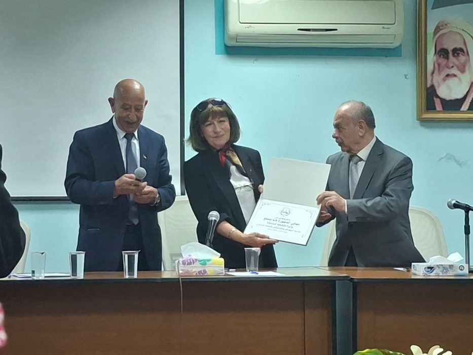 مامكنج حول المراة بين الواقع والطموح: النظرة التمييزية ضد الفتاة تبدأ من الولادة