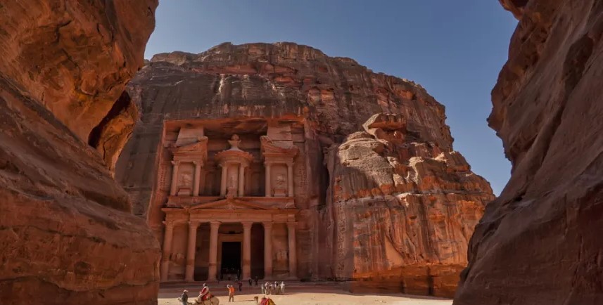 البترا تستقبل أكثر من 155 ألف زائر منذ بداية العام