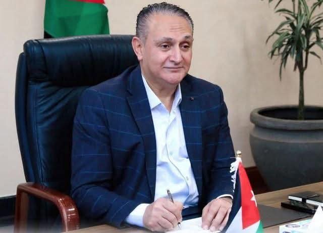 وزير البيئة يتمسك بخطاب الفيديو الجدلي ويصر على كلمات: استحوا وعيب عليكم