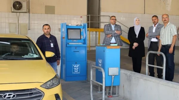 المومني تتفقد مركز التحقق المترولوجي في ماركا وتشيد بجهود تعديل عدادات سيارات الأجرة