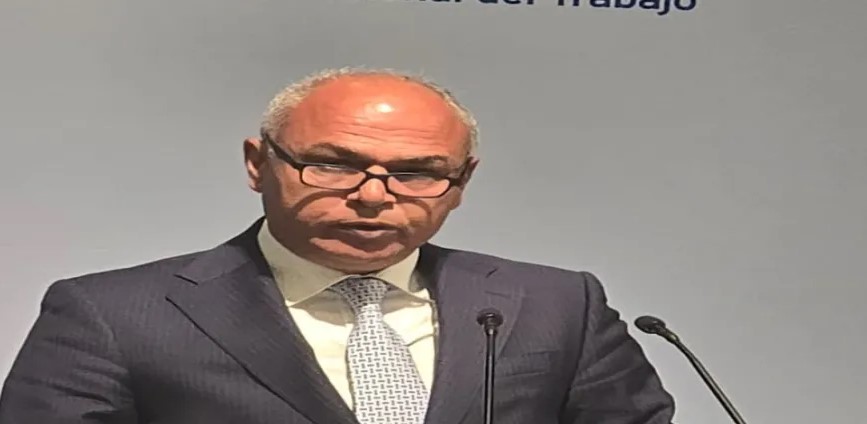 العمل: الاستخدام المسؤول للذكاء الاصطناعي يعزز السلامة والصحة المهنية في القطاعات الخطرة