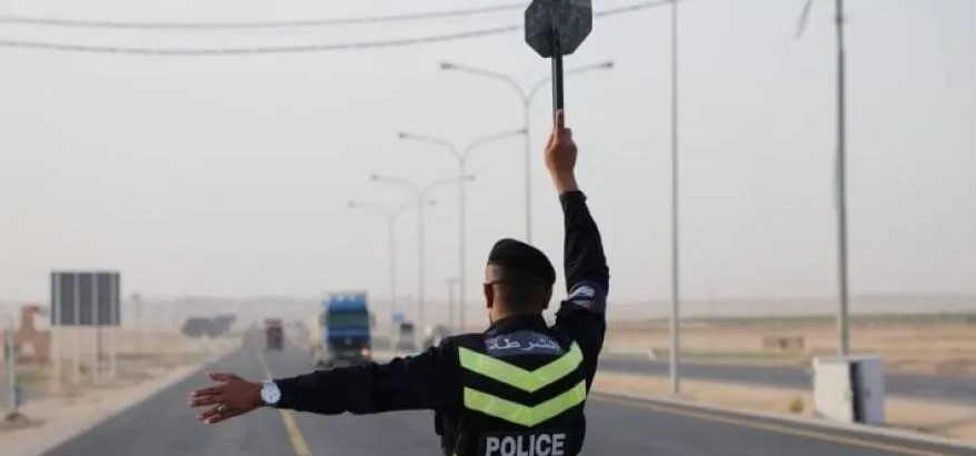 ضبط مركبة تسير بسرعة 192 كمساعة على طريق الأزرق  الزرقاء