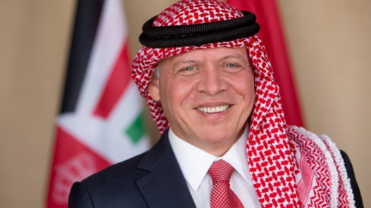 الملك يتلقى برقيات تهنئة بعيد الجلوس وذكرى الثورة العربية ويوم الجيش