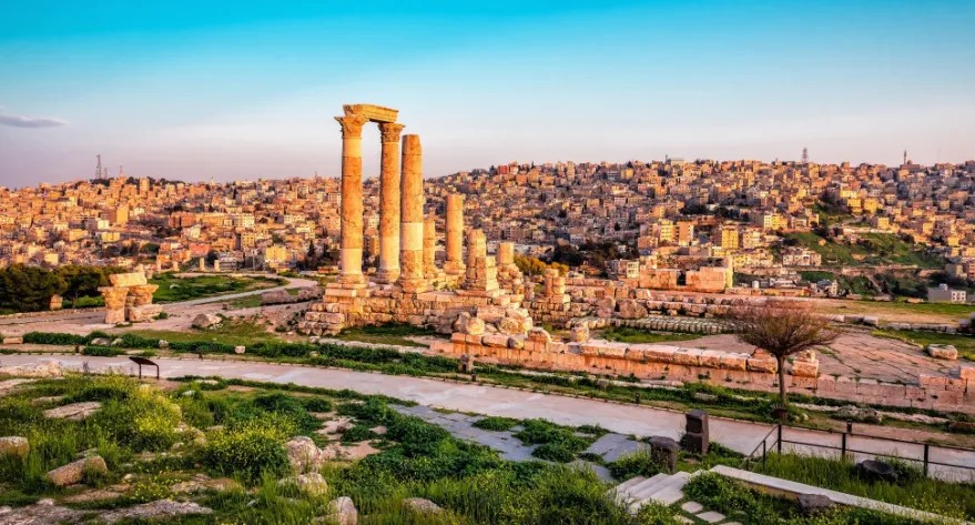 أجواء صيفية معتدلة في معظم المناطق حتى السبت
