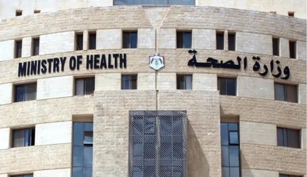 الصحة: جميع الأدوية المصروفة للمرضى تجتاز الفحوص المخبرية والرقابية قبل اعتمادها