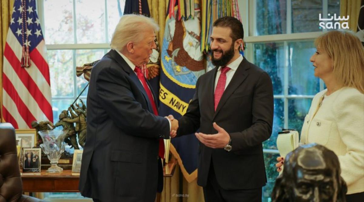 ترامب يؤكد إجراء محادثات مع الشرع بشأن التدخل السوري لمواجهة حزب الله