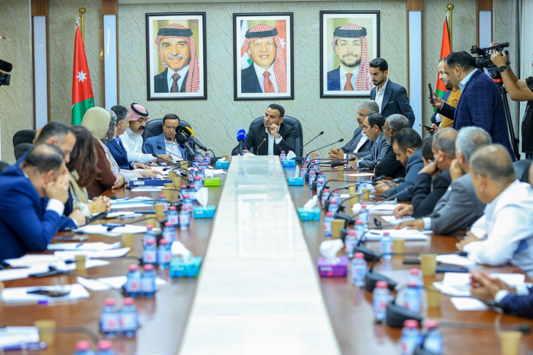 الإدارية النيابية تستمع لملاحظات القطاع التجاري والصناعي حول مشروع قانون الإدارة المحلية لسنة 2026