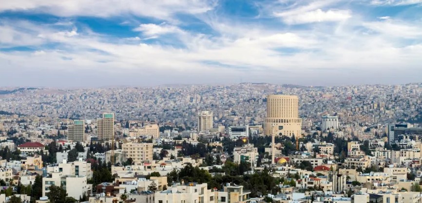 أجواء معتدلة في معظم مناطق المملكة اليوم