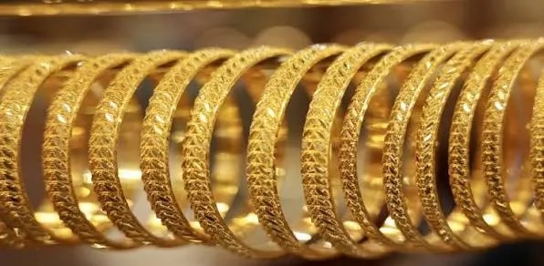 الذهب يرتفع في السوق المحلية.. وعيار 21 يسجل 84.60 ديناراً