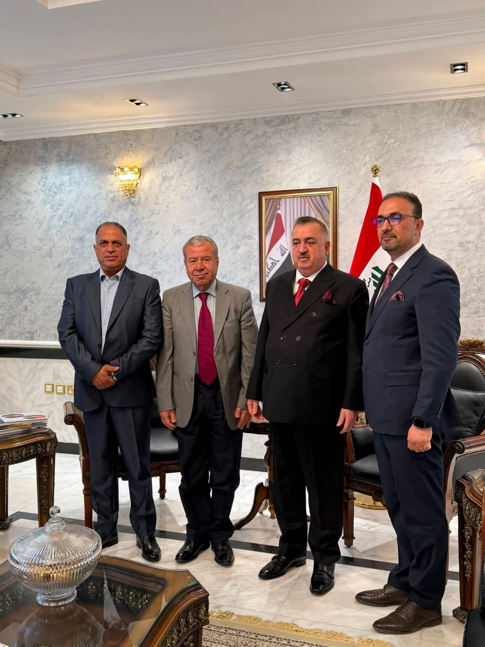 مستشفى المقاصد يبحث مع السفير العراقي تعزيز التعاون الصحي وخدمة المرضى العراقيين