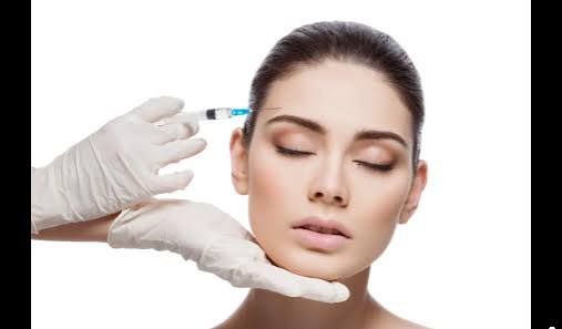 106 شكاوى بحق أطباء واحالة 5 لمجلس تأديبي.. وعمليات التجميل تتصدر الشكاوى