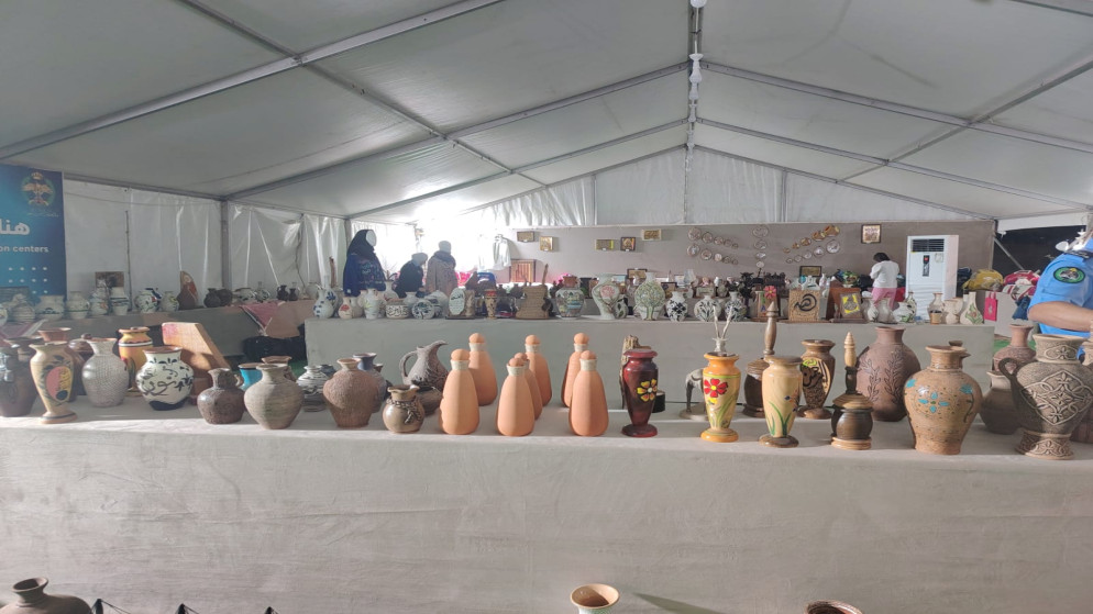 مهرجان جرش يفسح المجال لنزلاء مراكز الإصلاح عرض منتجاتهم الحرفية