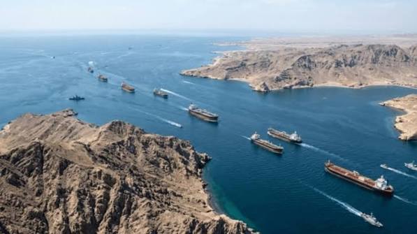 إيران ترفض مقترحا عُمانيا للإدارة المشتركة لمضيق هرمز