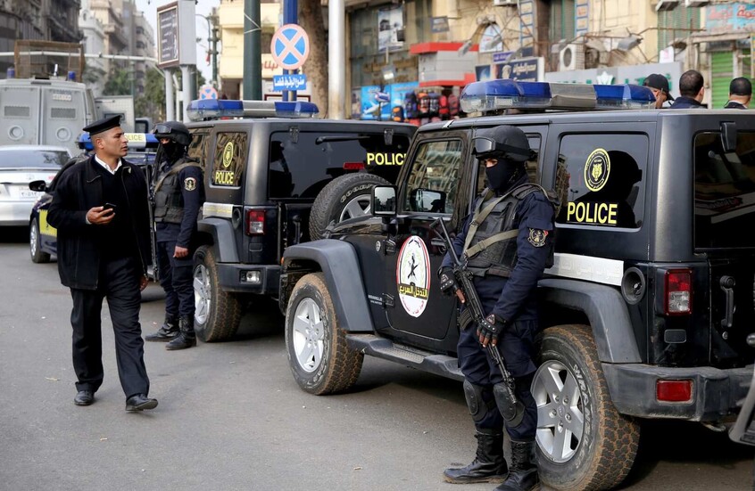 مصر.. مصرع رجل أعمال مصري على يد حفيدته الطفلة بالخطأ