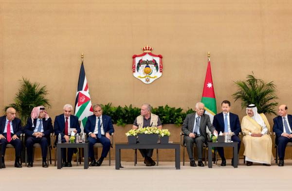 رئيس الوزراء: ماضون في مشروع ميناء العقبة – معان البري