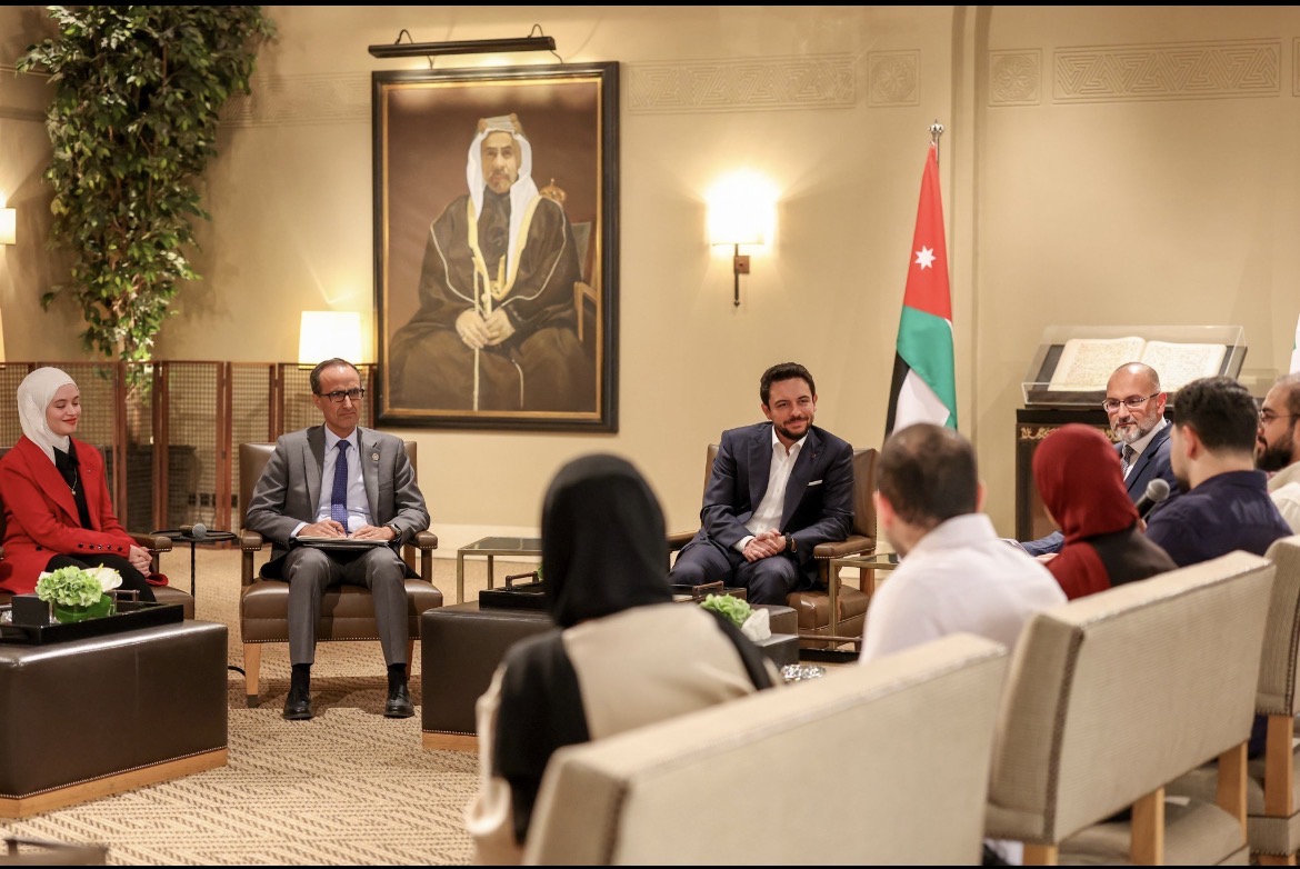 ولي العهد يستقبل أعضاء مجلس شبكة خريجي برنامج خطى الحسين