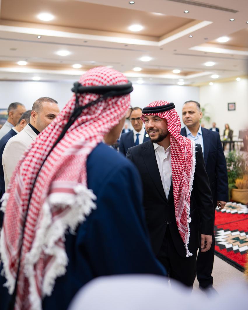 ولي العهد في إربد: التركيز على تعزيز استقرار الأردن واقتصاده وفرص الاستثمار