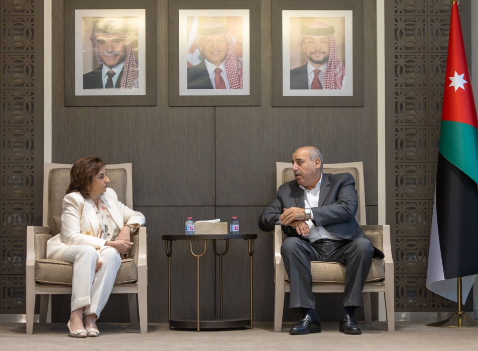 القاضي يلتقي مسؤولة أممية ويؤكد: تمكين المرأة مسار وطني مستدام بإطار منظومة التحديث