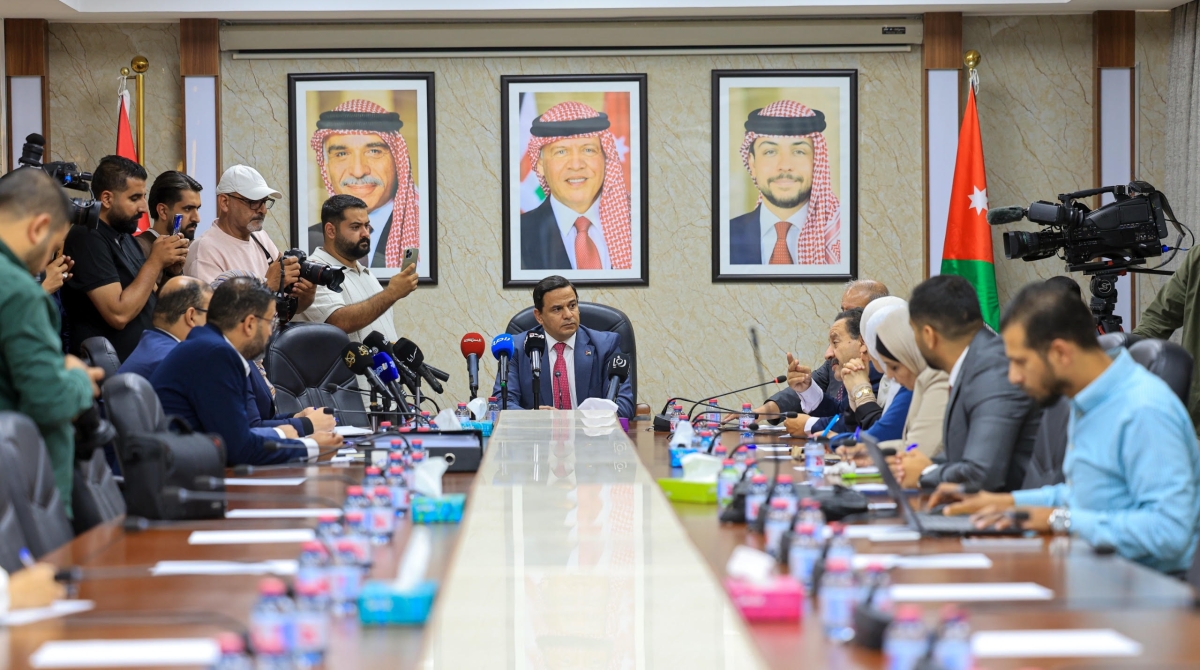 لماذا تتزايد شكاوى ارتفاع استهلاك البنزين؟ الطابقة النيابية تبحث القضية