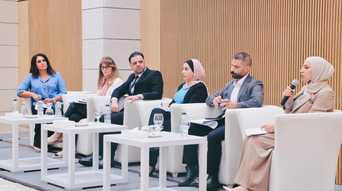 دراسة: نحو نصف الصحفيات والاعلاميات تعرضن للعنف الرقمي بسبب عملهن