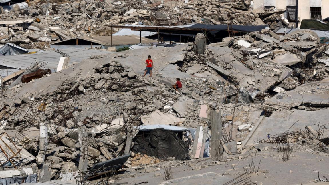 تسع وفيات وأكثر من 60 مفقودا بانهيار مبنى في غزة