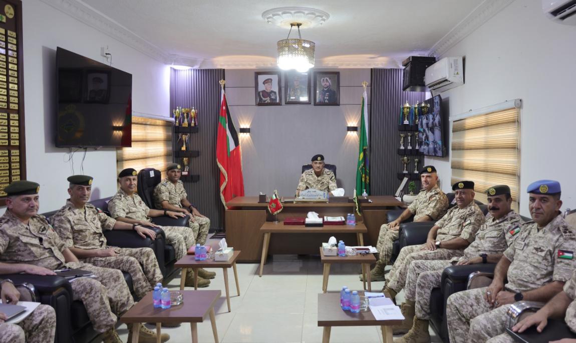 الحراسيس يتفقد وحدة بالمنطقة العسكرية الوسطى