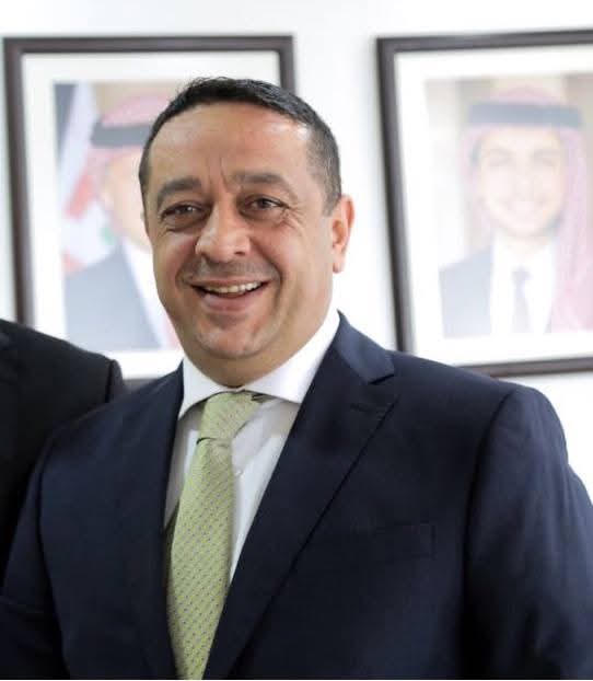 سامي الداوود.. تجربة إدارية أعادت رسم مستقبل البريد الأردني