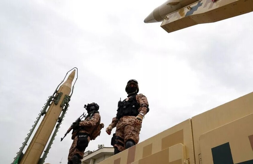 مسؤول إيراني: لدينا جدة القنابل ردا على أم القنابل الأمريكية