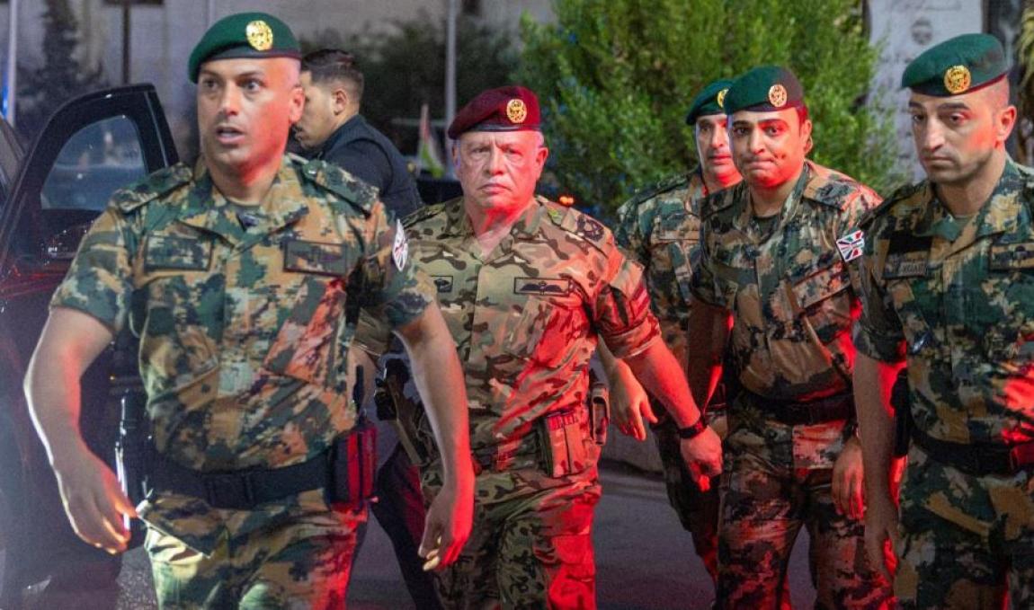 الملك: النشامى لاحقوهم حتى جحورهم