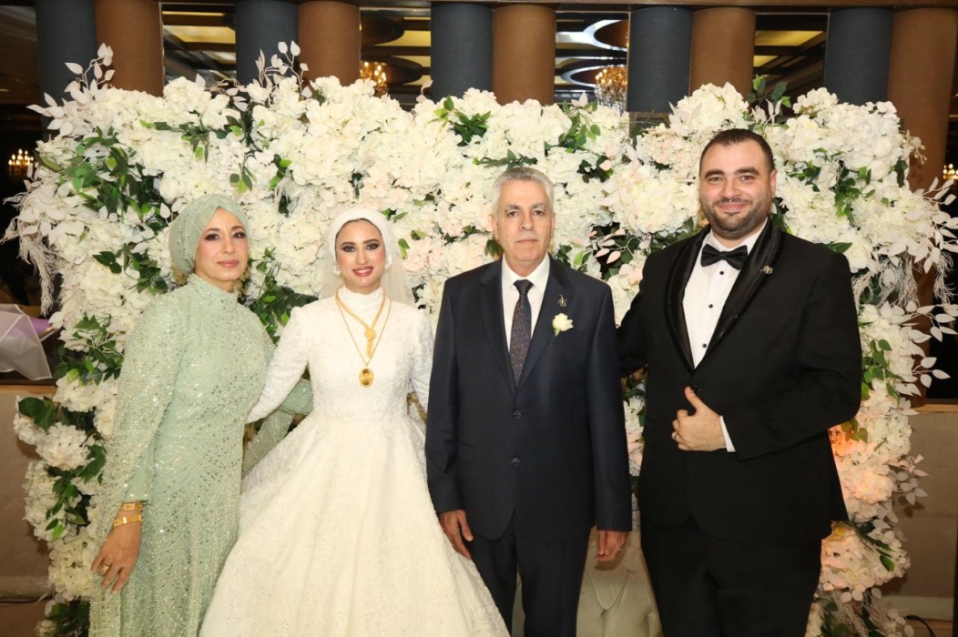 ال زيدان وال القواسمي نسايب .. الف مبروك لأحمد وبلقيس